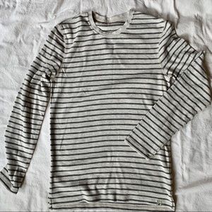 American Eagle thermal tee